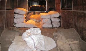 Контрабандисти везли до Росії 13 мішків сала