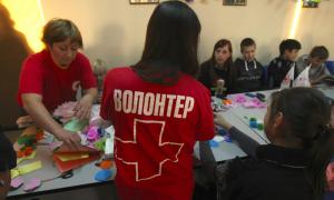 Волонтери Червоного Хреста зустрілися в Києві з дітьми-переселенцями