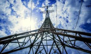 Україна підняла ціну на електроенергію для Криму на 15%