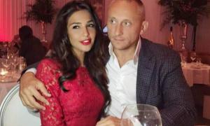 Санта Дімопулос запевняє, що не розбивала родину свого теперішнього чоловіка