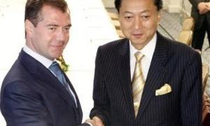 Новий прем'єр Японії вирішив укласти з Росією мир