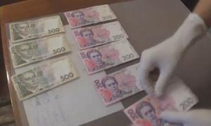 У Запоріжжі СБУ затримала на хабарі фінансових інспекторів