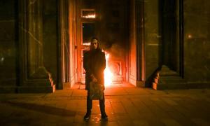 У Москві скандальний російський художник підпалив ФСБ