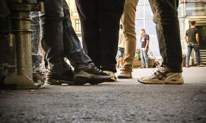 У Фінляндії біженців-мусульман розмістили в центрі свинарства