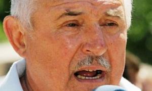 У поета, який возвеличує «Новоросію», є звання Герой України