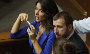 Злата Огнєвіч склала депутатські повноваження