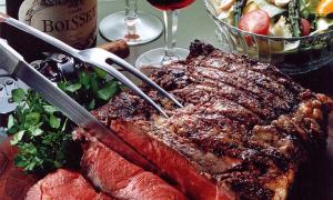 Вечеря Олланда та Рухані опинилася під загрозою зриву через вино