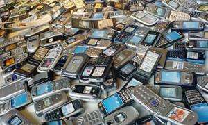 Поліція Франції знайшла мобільні телефони терористів