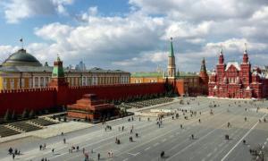 Частину московського Кремля демонтують