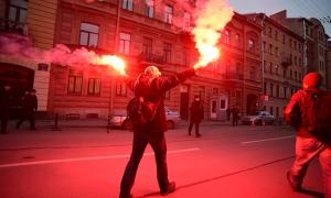 Російські націонал-більшовики атакували консульство Туреччини в Санкт-Петербурзі