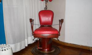 Мешканець Карелії (РФ) викрав з лікарні стоматологічне крісло