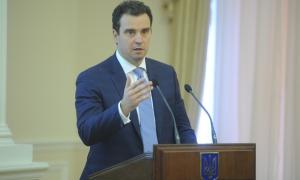 Абромавичус закликає негайно усунути бар’єри на шляху приватизації