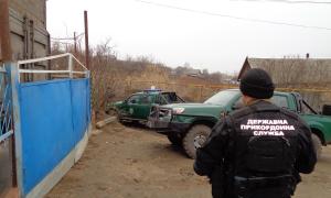 20 тонн контрабандного спирту виявили у дворі мешканця Одеської області (відео)