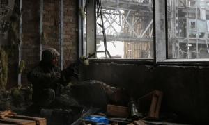 В ніч на понеділок бойовики продовжили здійснювати провокативні обстріли позицій українських воїнів в зоні АТО