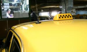 Біженців, яких випроваджують із Норвегії, російські таксисти відразу ж відвозять у Фінляндію