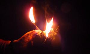 Російський пенсіонер вкрав у церкві свічки, щоб не сидіти в темряві без електрики