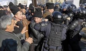 У Румунії пастухи штурмують парламент