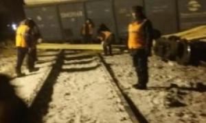 У Росії транспортний поїзд зійшов з рейок