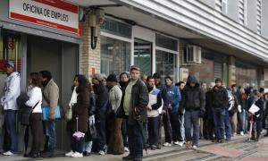 В Іспанії сезонний стрибок безробіття