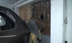 Невідомі обстріляли з гранатомета станцію техобслуговування в Києві