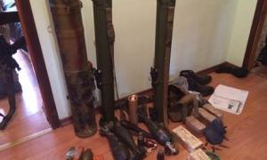 На Херсонщині в одному з сільських будинків виявлено серйозний арсенал зброї