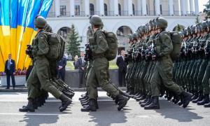 У 2016-му українська армія перейде на контрактну службу