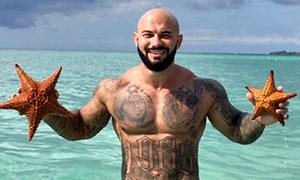 Репер Джиган вразив пляжі Ямайки
