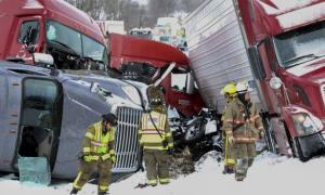 Аварія з 50 автомобілів в США: як мінімум троє загиблих