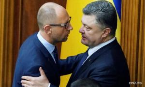 Порошенко здав Шокіна, але не здав Яценюка