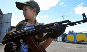 Російському підлітку вибили око на виставці зброї та техніки під Санкт-Петербургом