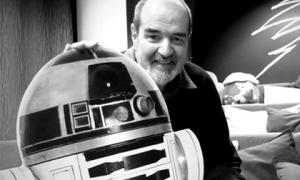 Творець робота R2D2 із «Зорянх воєн» знайдений мертвим
