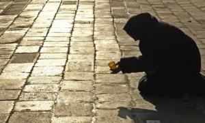 Українське Задзеркалля: бідний бо дурний, а дурний – бо бідний?
