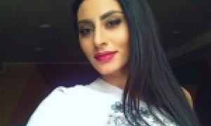 Роза Аль-Намрі порадувала фанатів приголомшливим нарядом

