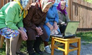 Більше половини дорослих українців користуються Інтернетом
