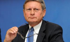 Лєшек Бальцерович радить українській владі швидше працювати в напрямку приборкання корупції
