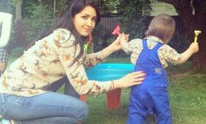 Ангеліна Завальська показала фото сина
