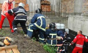 В Івано-Франківську будівельник впав з 6-го поверху новобудови