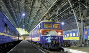 Укрзалізниця планує заощадити за півроку 7 мільярдів гривень