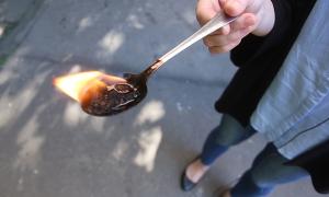 «Санкційний» пармезан у Росії замінив сир, який горить після нагрівання (відео)