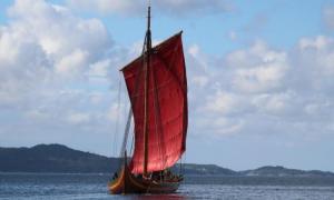 Найбільший у світі корабель вікінгів досяг берегів Канади
