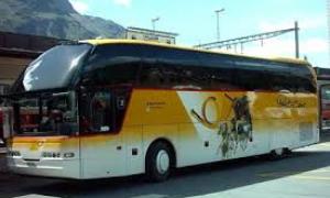 У Швейцарії з’явилися перші автобуси без водіїв