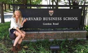 Марія Шарапова проміняла ракетку на парту в Гарварді
