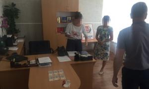 На Київщині на хабарі спіймали голову сільради
