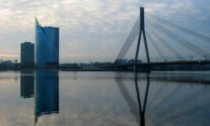 У Ризькому порту стався витік отруйних речовин: є загроза вибуху