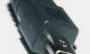 В мобільних телефонів буде єдиний зарядний пристрій