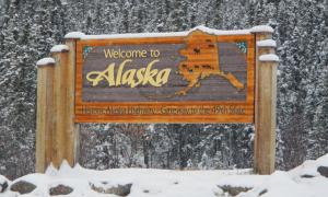 Американка кілька днів каталася по Алясці з трупом чоловіка 