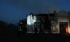 У Луганській області палала сільська бібліотека