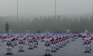 У Китаї 1007 роботів синхронно станцювали (відео)