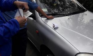 На Хмельниччині затримали поліцейського на хабарі