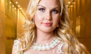 Камалія опублікувала нові фотографії з дочками
